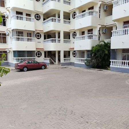 Pk Ocean Apartment Mombasa Exterior photo